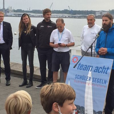 Bild vergr&ouml;&szlig;ern: F0ABB12B-968F-4BF3-BE46-29250918B718_1_105_c